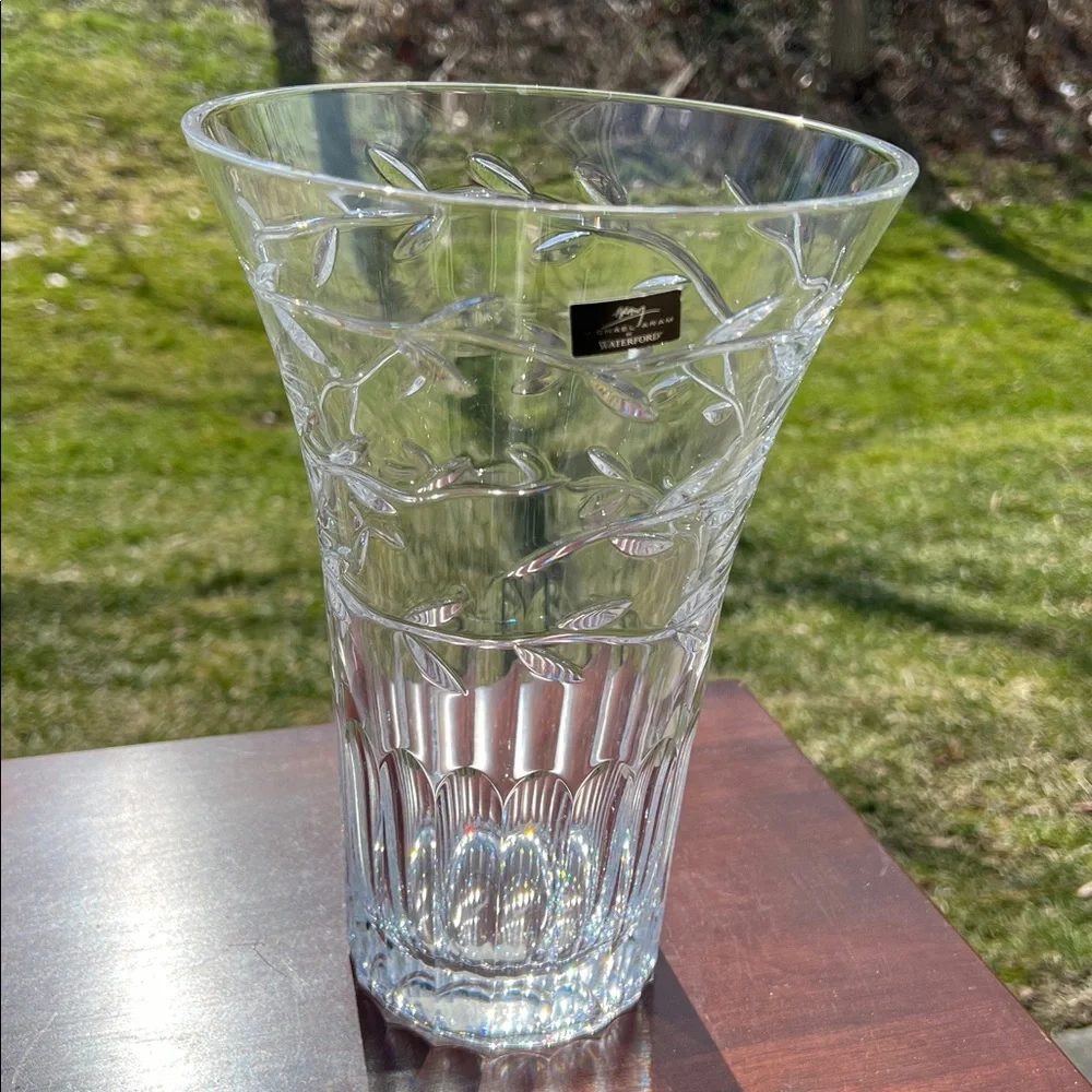 Beautiful Waterford Crystal Michael Aram Garland Romance 10” Flower Vase